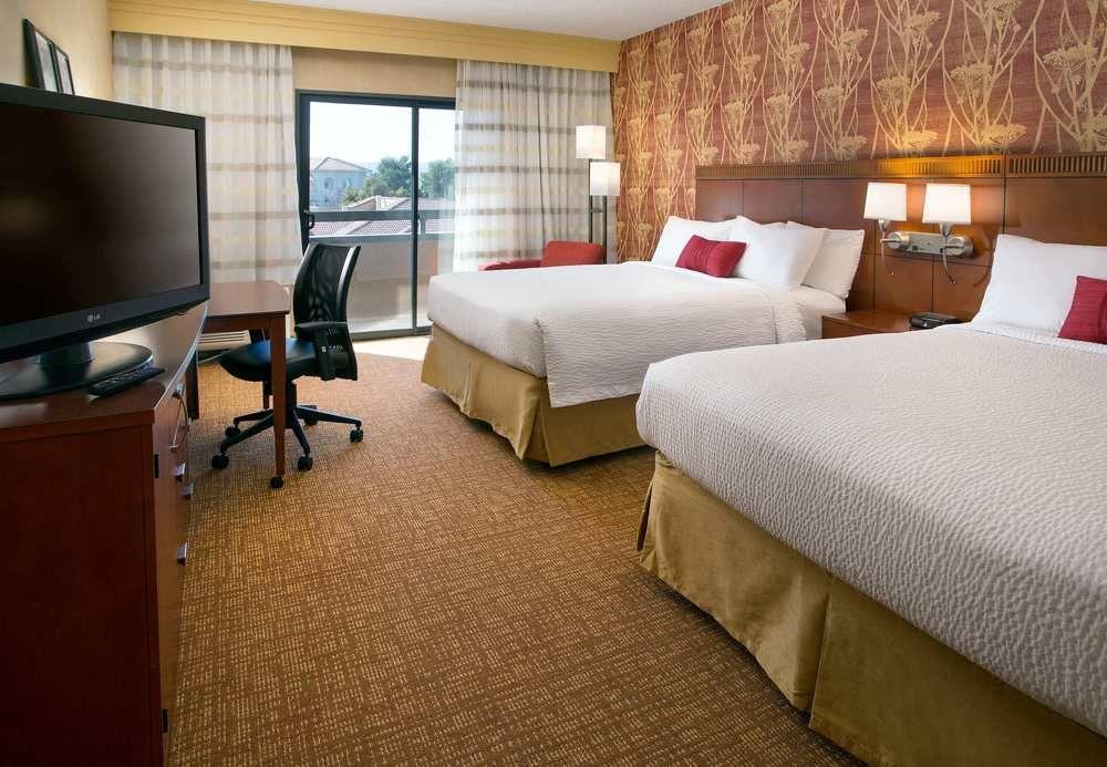 Courtyard By Marriott Phoenix Airport Kültér fotó